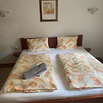 Guest house Janata 3*