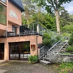 Janata Guest house 3*