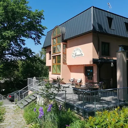 Janata בית הארחה