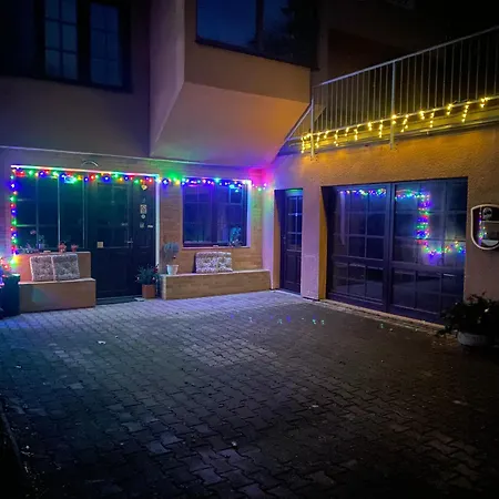 בית הארחה Janata סלאפי