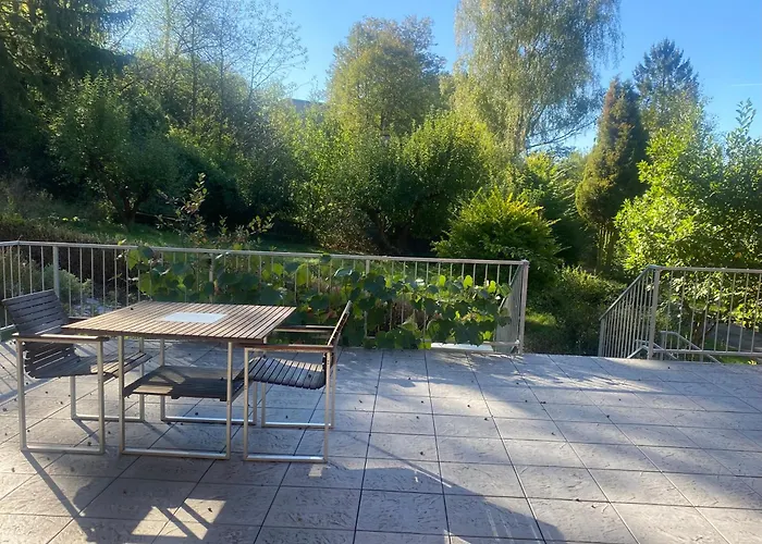 בית הארחה Janata