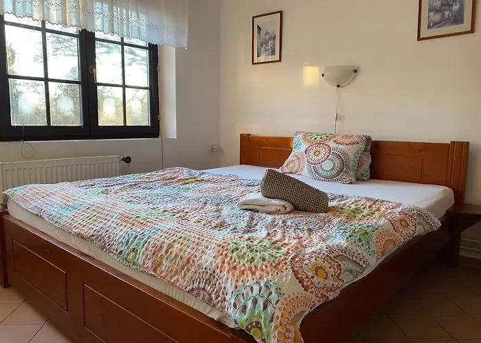 בית הארחה Janata סלאפי