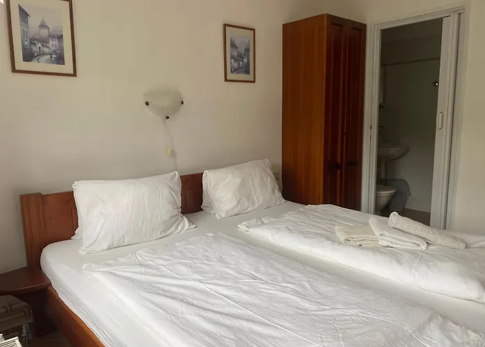 Guest house Janata 3*